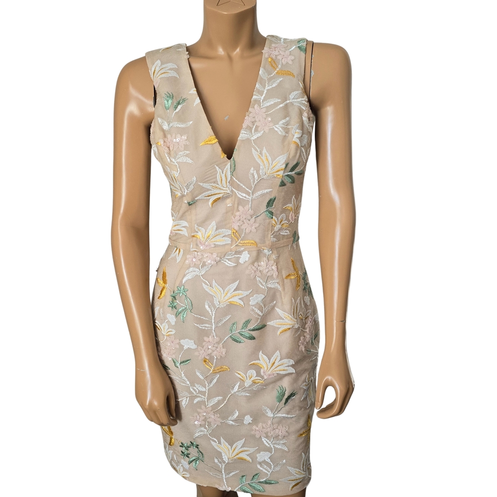 Dress the Population Yellow and Green Sheath Dress V-neck Sleeveless
